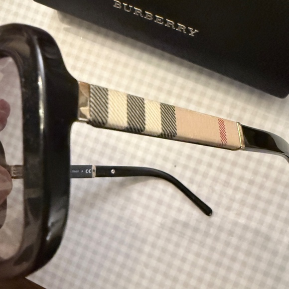 🖤 Burberry BE4173 Sunglasses – Polished Black Plaid/Gradient - PreOwned - Picture 5 of 12